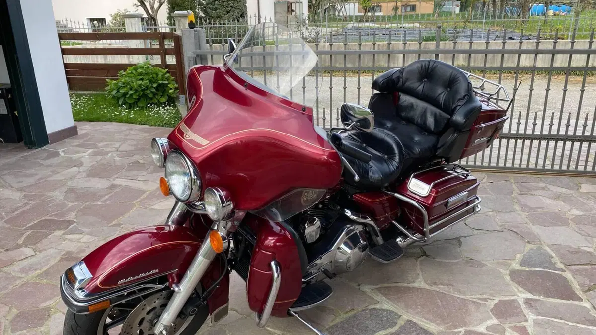 Harley-Davidson 1340 Electra Glide Ultra Classic (1994 - 98) - FLHTCU 