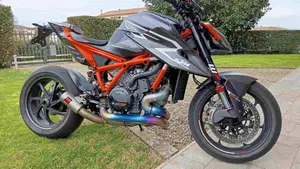 KTM 1290 Super Duke RR (2023) 
