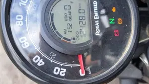 Royal Enfield HNTR 350 (2022 - 26)  (4)