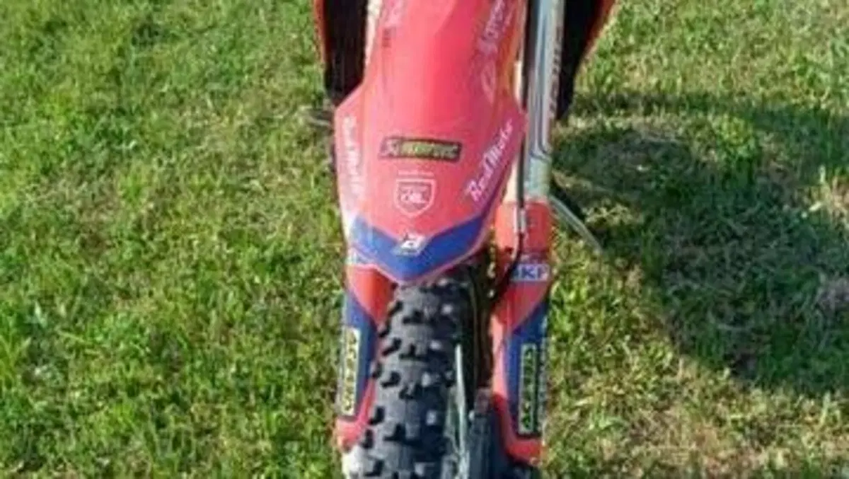 Honda CRF 300RX Enduro Special (2025)  (4)