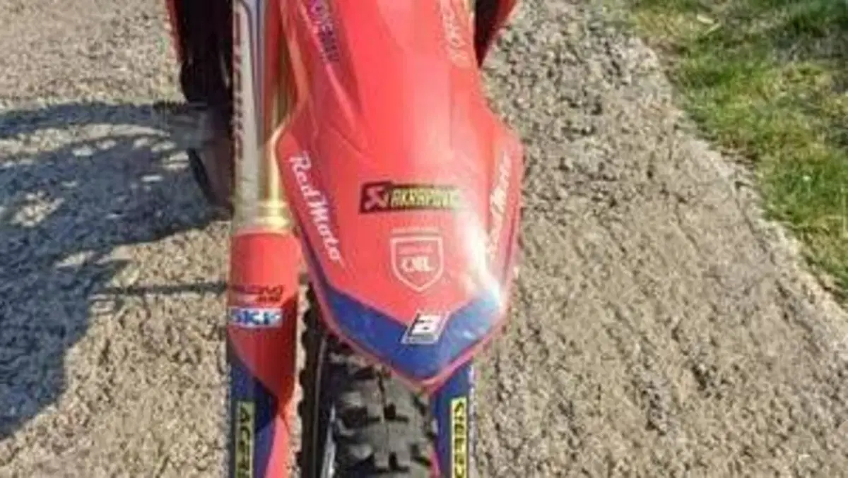 Honda CRF 300RX Enduro Special (2025)  (5)
