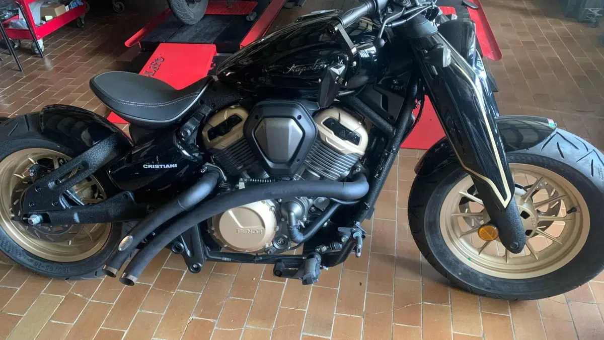 Benda Motorcycles Napoleon Bob 500 (2024 - 26) 