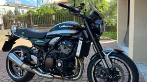 Kawasaki Z 900 RS (2022 - 25)  (9)