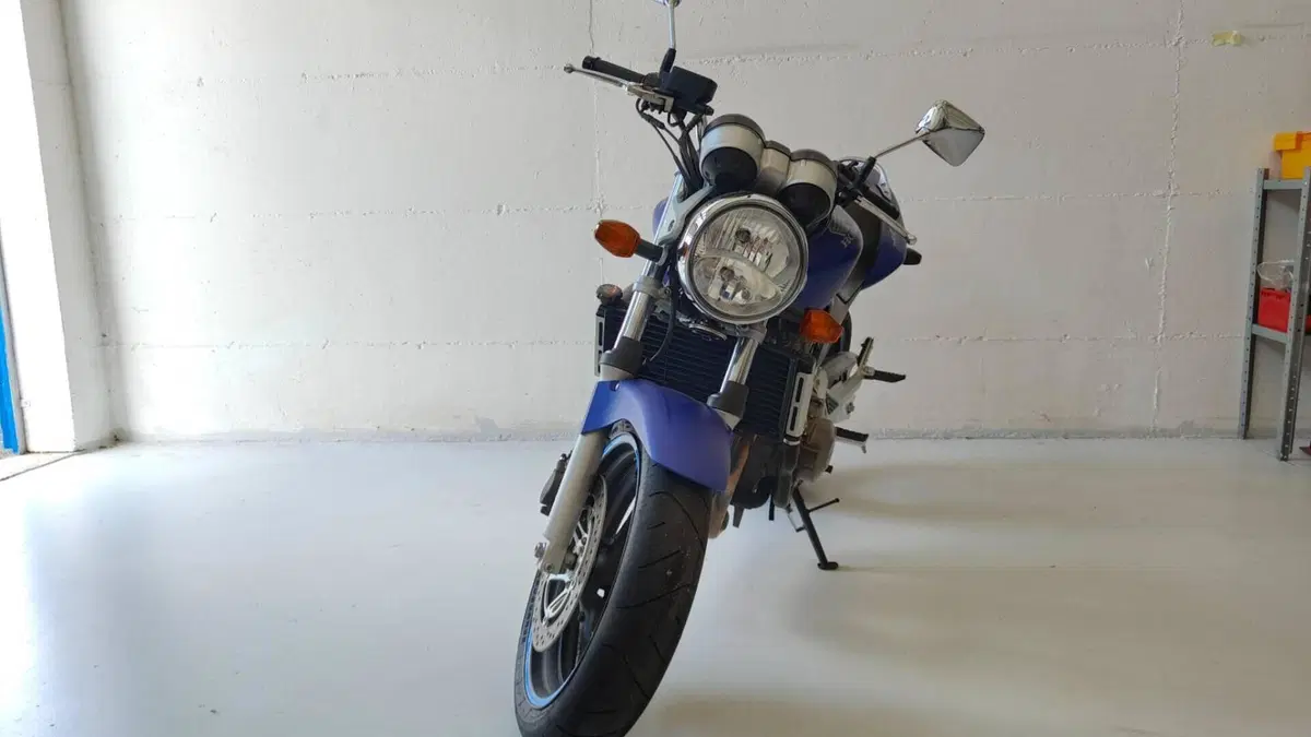 Honda   (2)