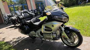 Honda GL 1800 Gold Wing (2012 - 17)  (4)