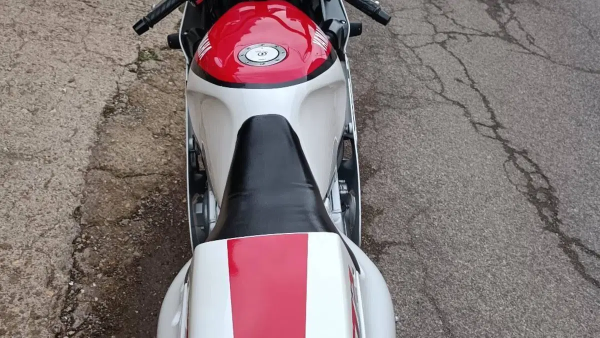 Yamaha   (6)