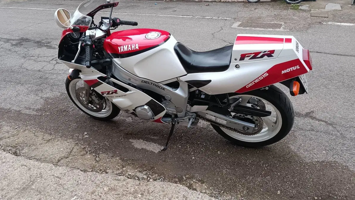 Yamaha   (7)