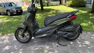 Piaggio Beverly 400 S (2025 - 26) 