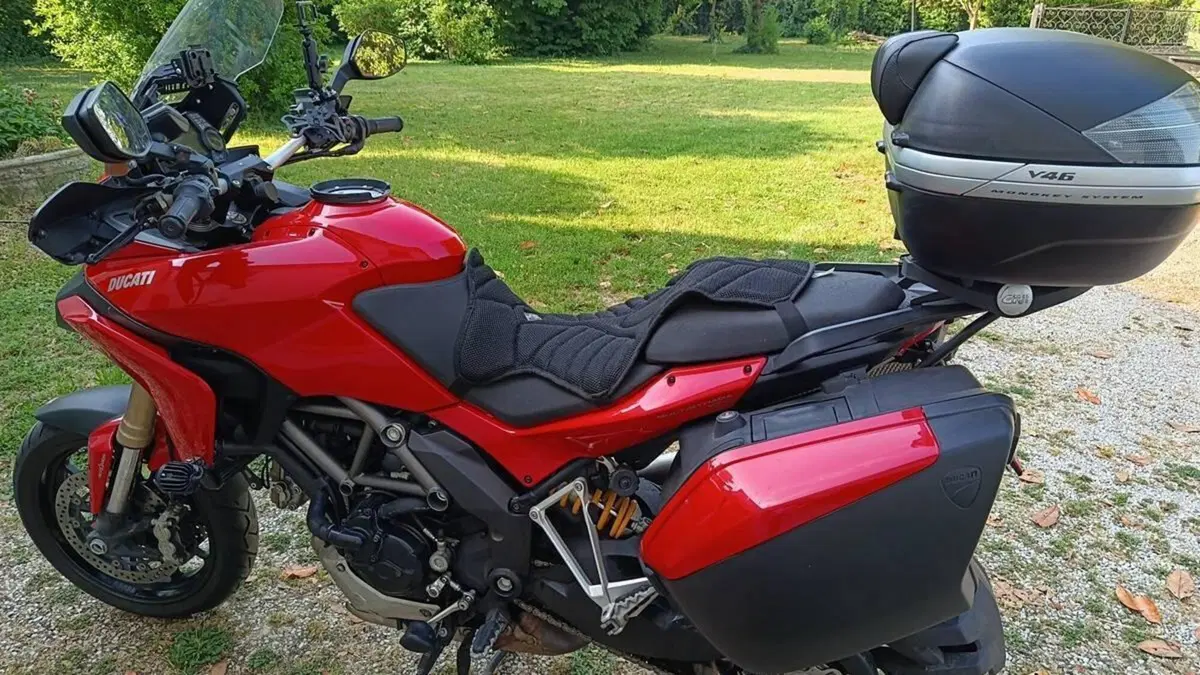 Ducati Multistrada 1200 ABS (2010 - 12)  (2)