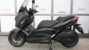 Yamaha X-Max 300 Tech Max (2020)  (3)