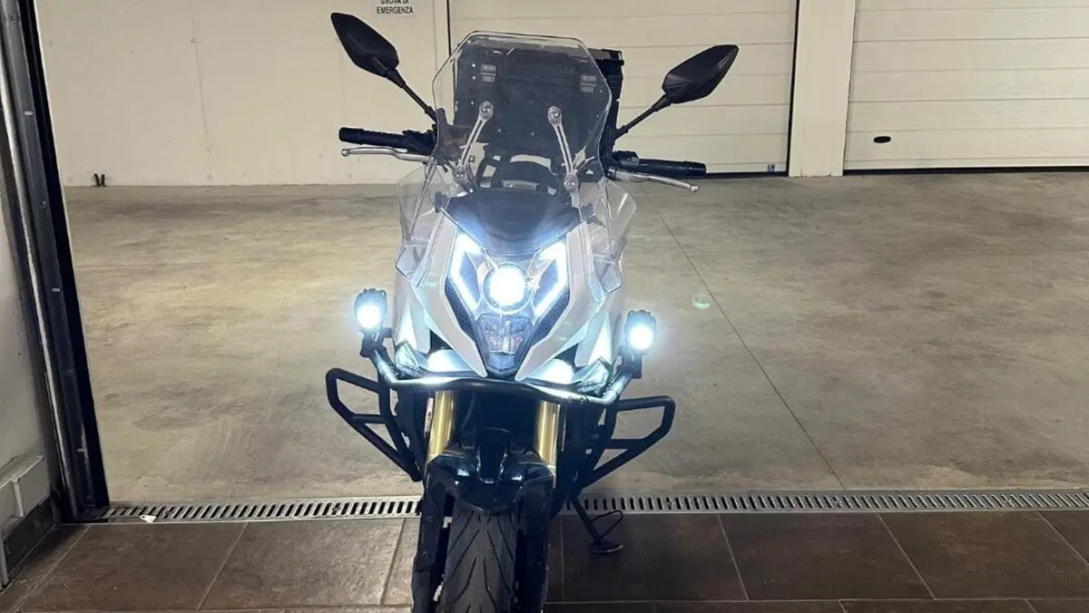 CFMOTO 650MT (2021 - 24) 