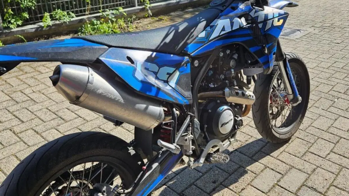 Fantic Motor XMF 125 Motard Competition 4T (2023 - 24)  (2)