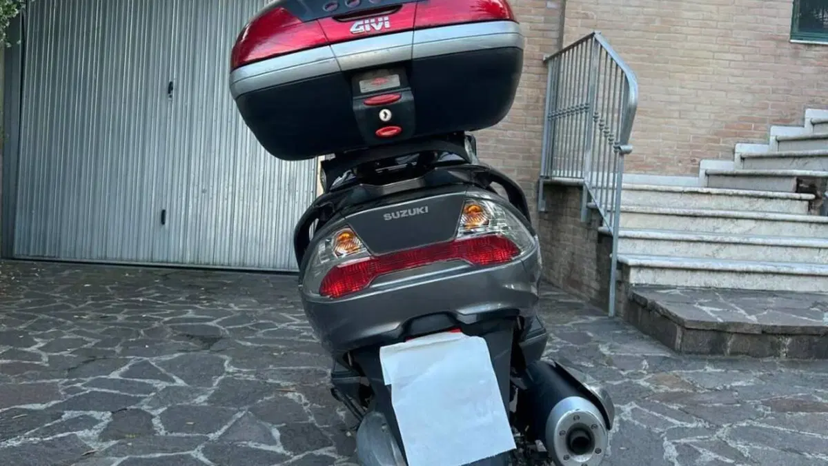 Suzuki Burgman AN 400 (2006 - 07)  (2)
