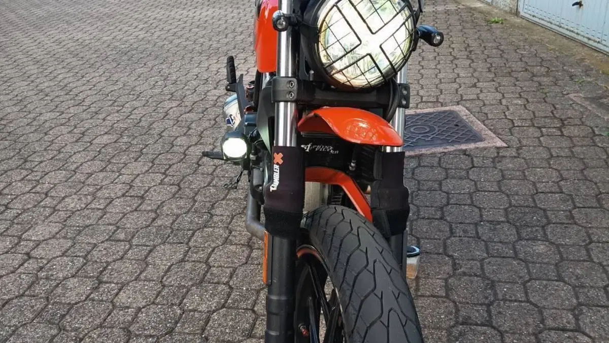 Ducati Scrambler 400 Sixty 2 (2016 - 21)  (12)