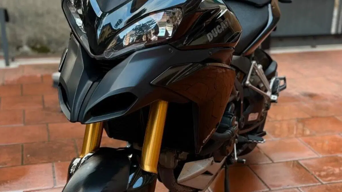 Ducati Multistrada 1200 S Touring (2010 - 12)  (2)