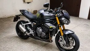 Triumph Speed Triple 1200 RS (2025 - 26)  (4)