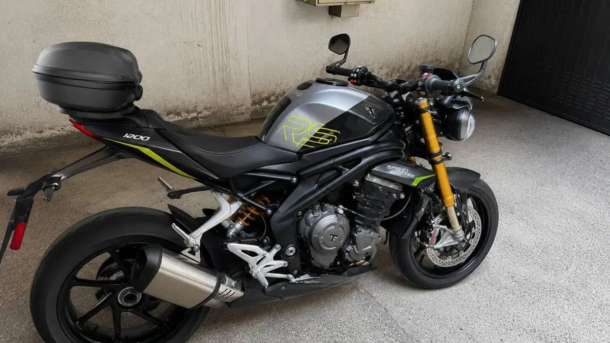 Triumph Speed Triple 1200 RS (2025 - 26)  (6)