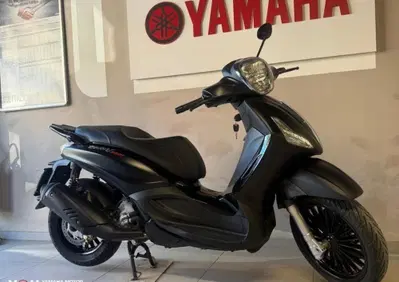 Piaggio Beverly 300 ABS-ASR (2021 - 25) - Annuncio 10032949