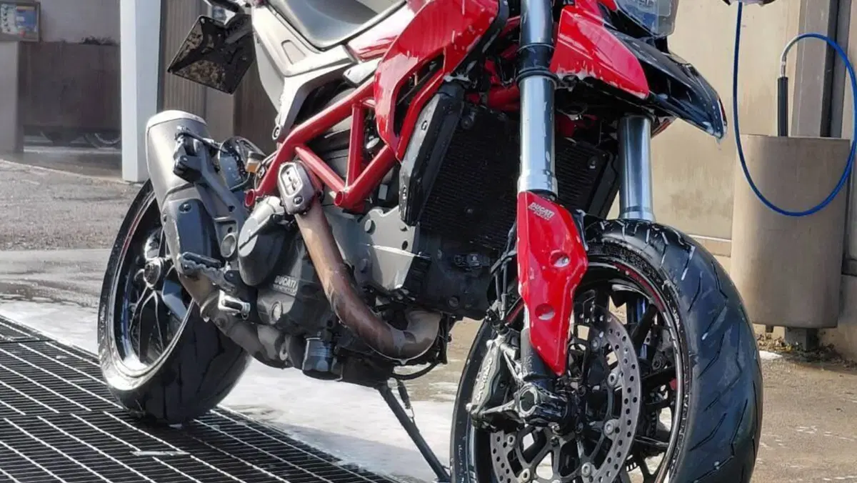 Ducati Hypermotard 821 (2013 - 15) 