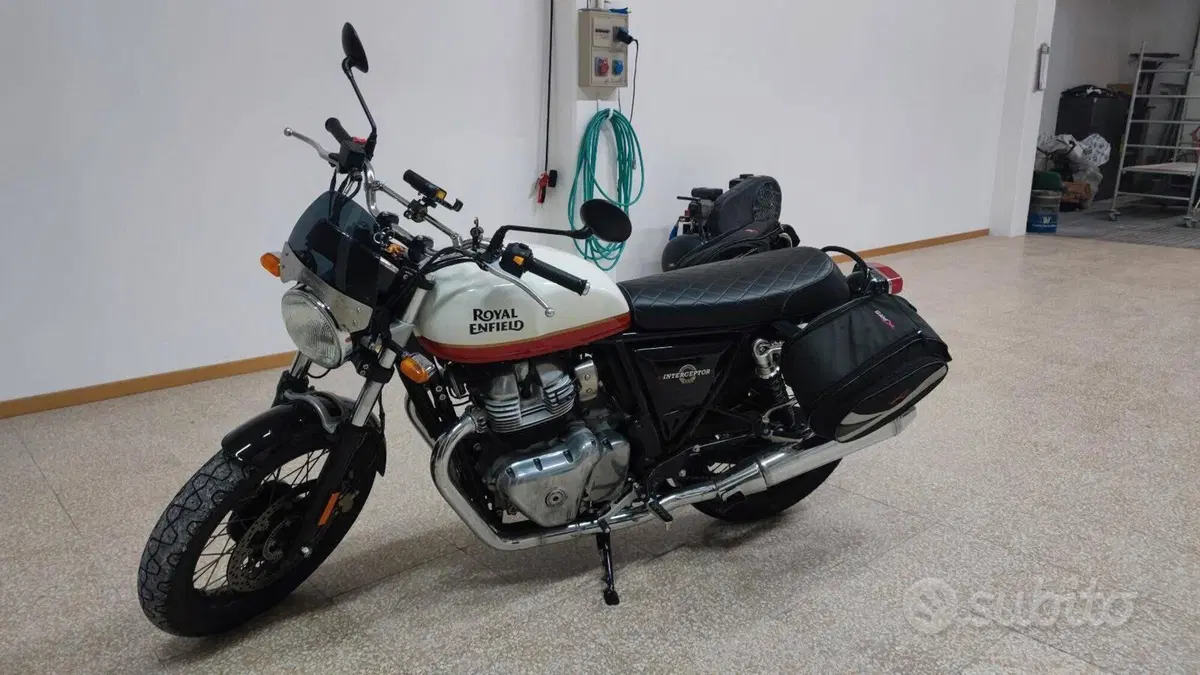 Royal Enfield Interceptor 650 (2019 - 20) 