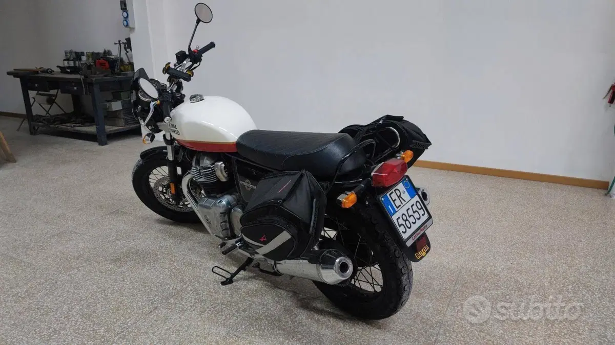 Royal Enfield Interceptor 650 (2019 - 20)  (2)