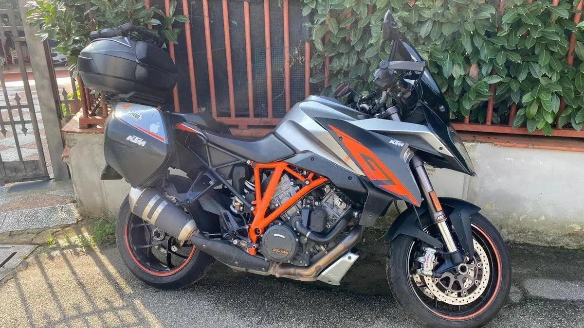 KTM 1290 Super Duke GT ABS (2016 - 18)  (10)