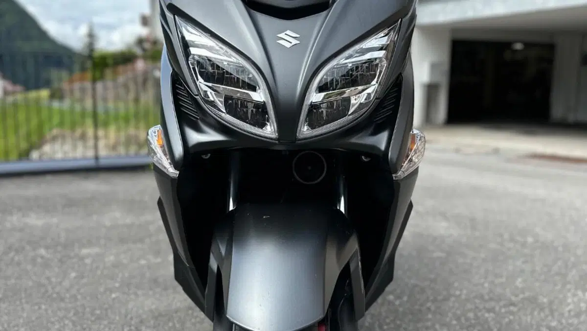 Suzuki Burgman AN 400 (2017 - 20)  (3)