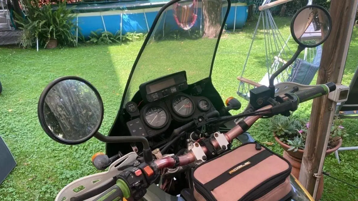 Honda Africa Twin XRV 750 (1996 - 02)  (3)