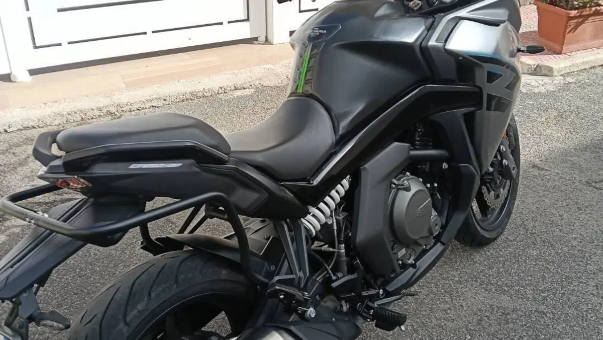 CFMOTO 650GT (2021 - 26)  (4)