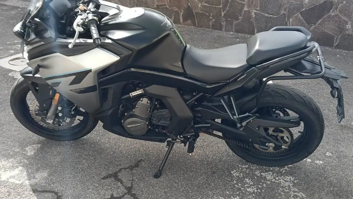 CFMOTO 650GT (2021 - 26)  (5)