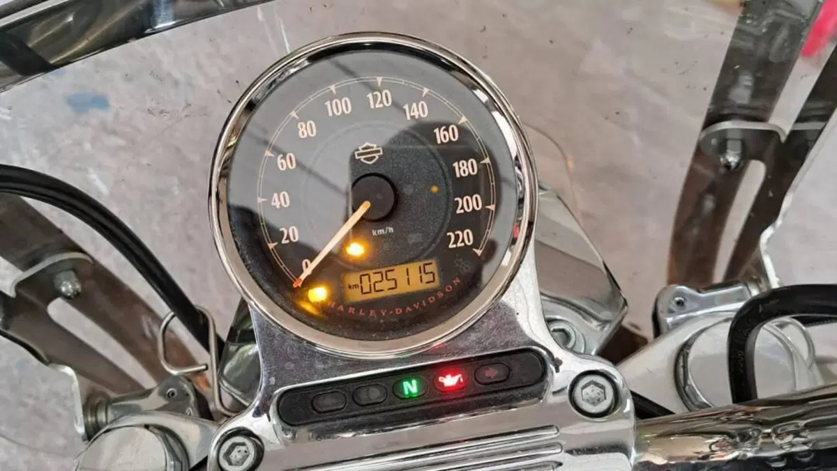 Harley-Davidson 1200T SuperLow (2017 - 20) - XL1200T  (3)