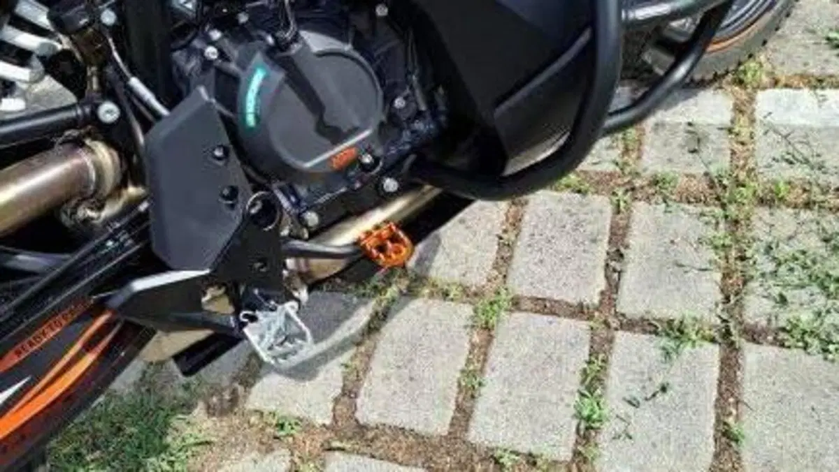 KTM 890 Adventure (2023 - 26)  (4)