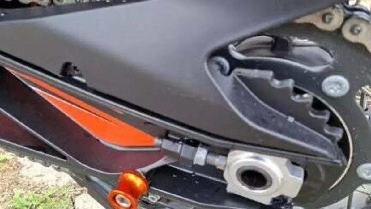 KTM 890 Adventure (2023 - 26)  (7)