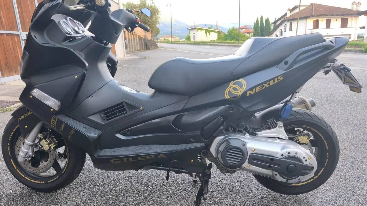 Gilera Nexus 500  (2)