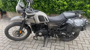 Royal Enfield Himalayan 411 (2021 - 24)  (2)
