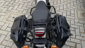 Royal Enfield Himalayan 411 (2021 - 24)  (5)