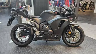 Honda CBR 600 RR (2024 - 26) usata