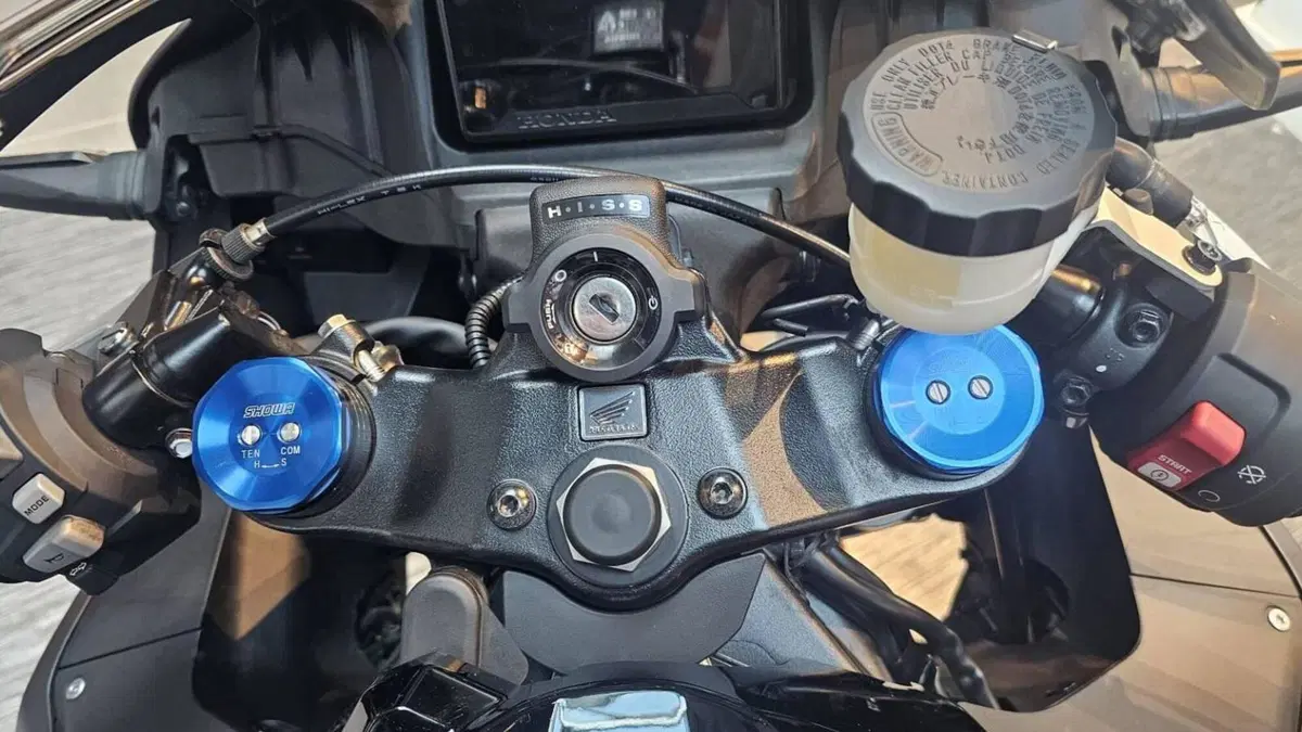 Honda CBR 600 RR (2024 - 26)  (6)
