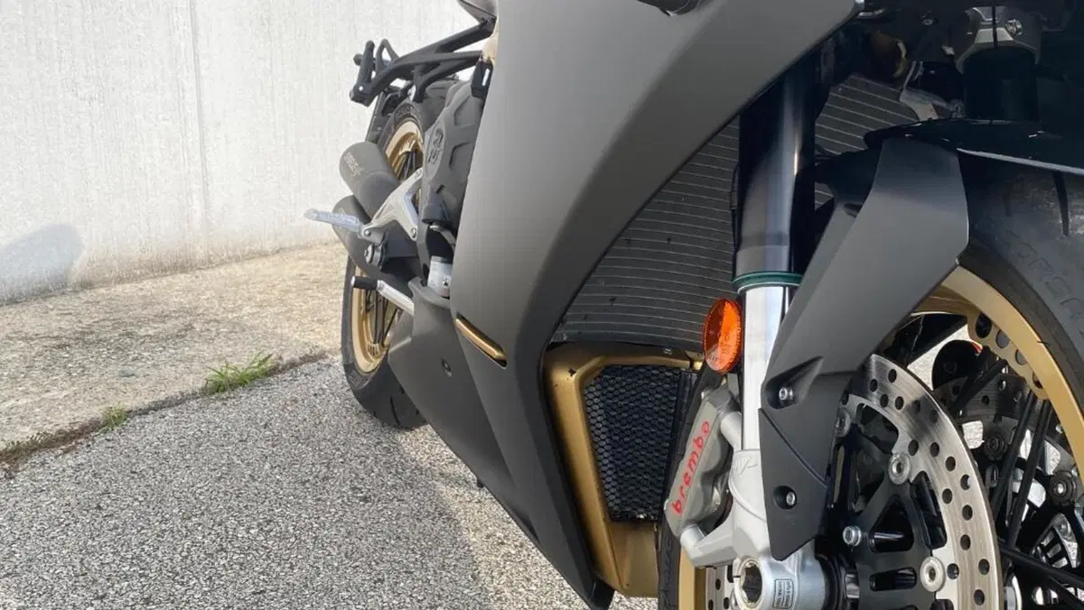 MV Agusta Superveloce 800 S (2021 - 25)  (5)