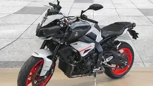 Yamaha MT-10 (2017 - 20)  (2)