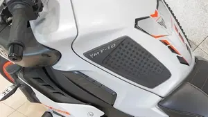 Yamaha MT-10 (2017 - 20)  (5)