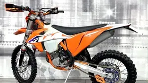 KTM 500 EXC-F (2023)  (2)