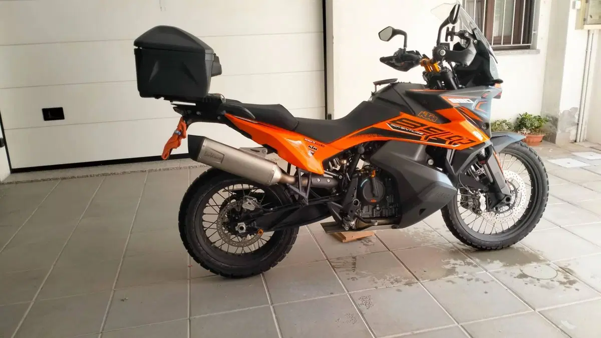 KTM 890 Adventure (2022)  (8)