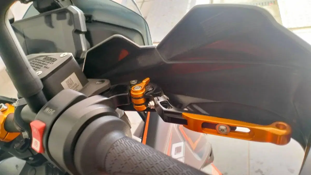KTM 890 Adventure (2022)  (18)