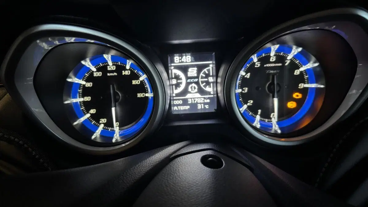 Yamaha T-Max 530 SX Sport Edition (2018 - 19)  (7)
