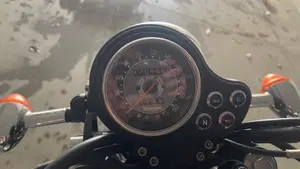 Triumph Bonneville (2007 - 16)  (3)