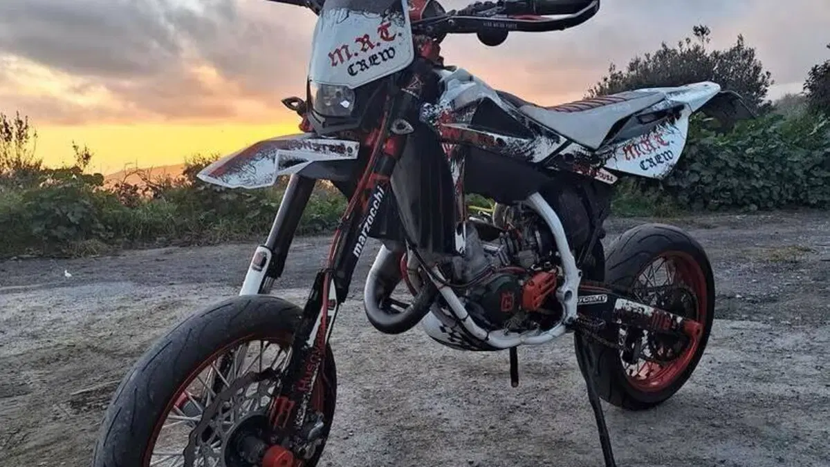 Husqvarna SM 125 (2010 - 12) 