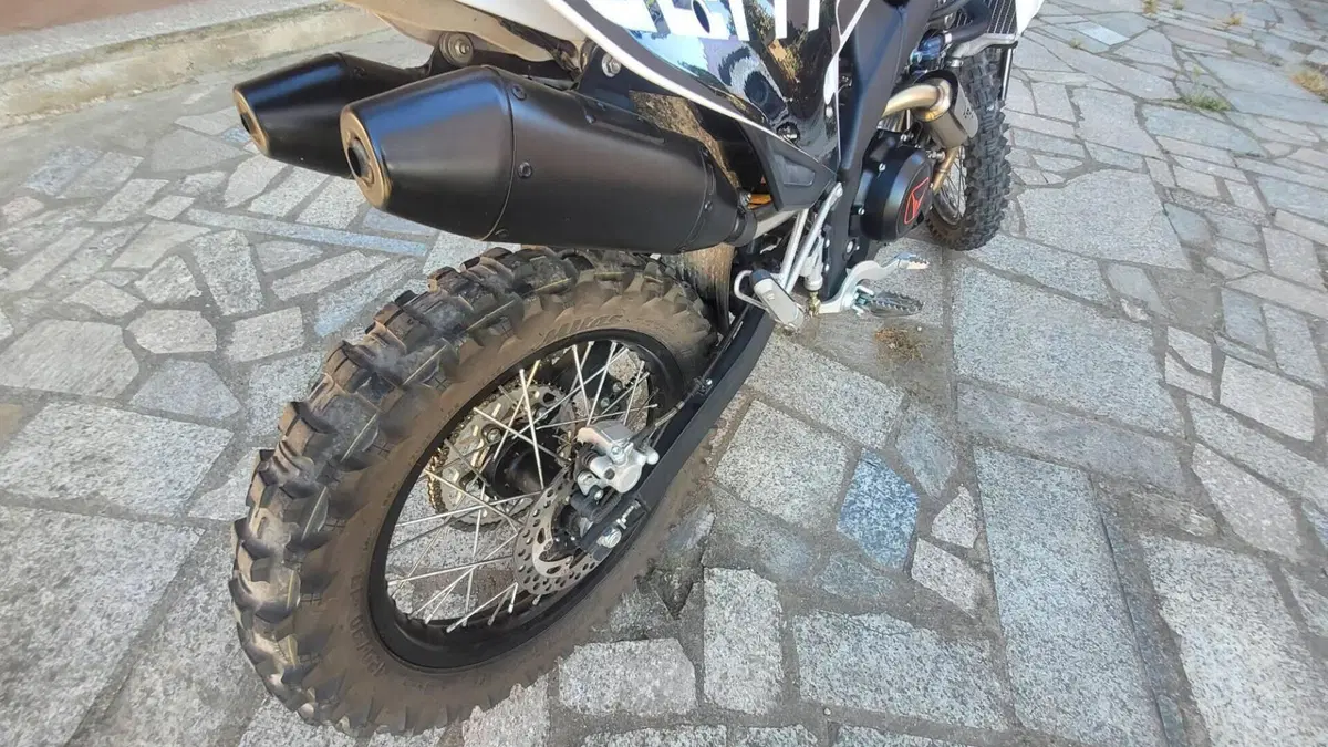 Vent Baja 125 4T (2022 - 25)  (4)