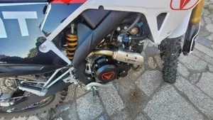 Vent Baja 125 4T (2022 - 25)  (5)