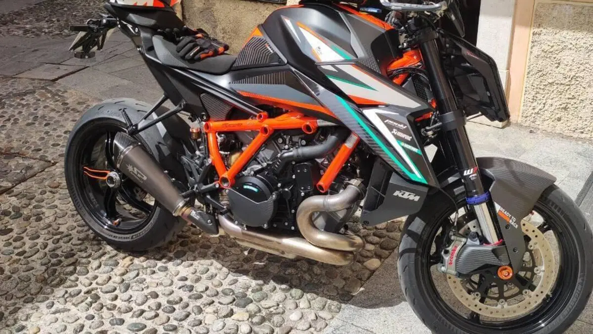 KTM 1390 Super Duke R EVO (2024 - 26)  (2)